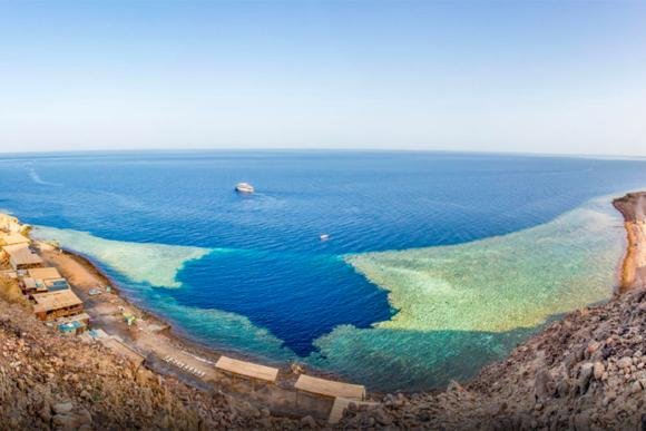 Blue Hole & Canyon Safari